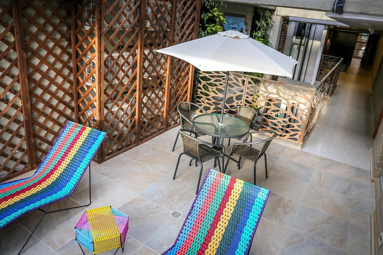 Los Patios Suites Hostal Medellín