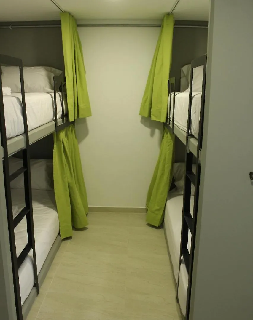 Los Patios Suites Hostal Medellín Colombia