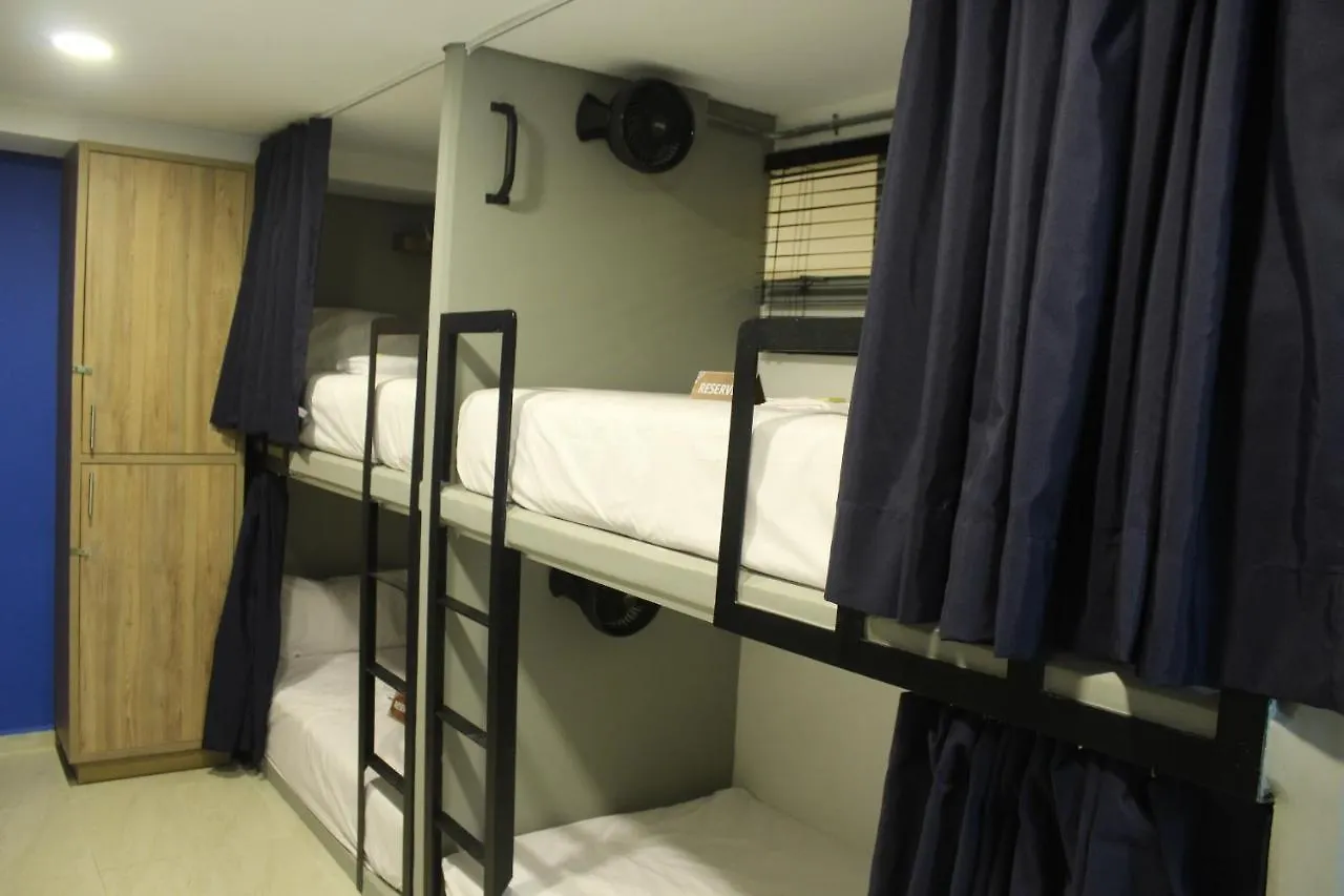 Hostel Los Patios Suites Hostal Medellin
