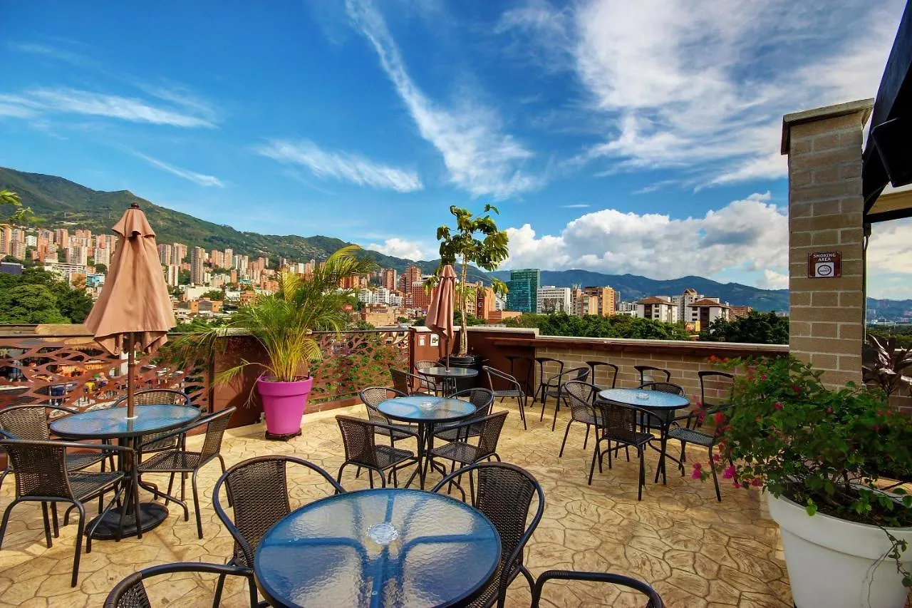 Hostel Los Patios Suites Hostal Medellin Colombia